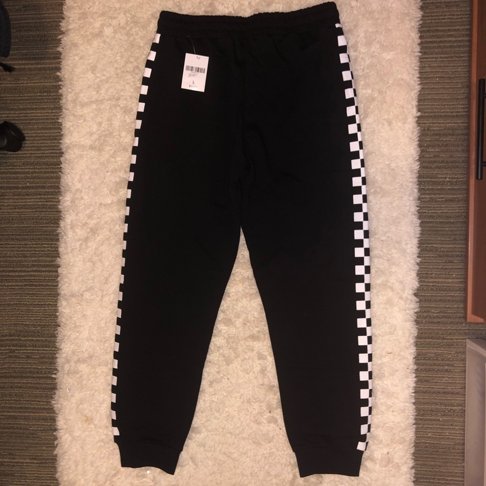 Black joggers checkered NASCAR NEW w/ tags SZ L